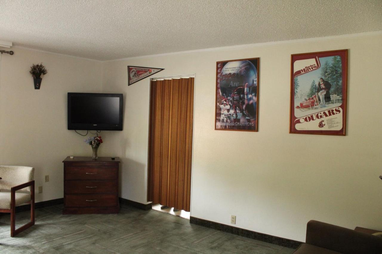 American Travel Inn Pullman Ngoại thất bức ảnh